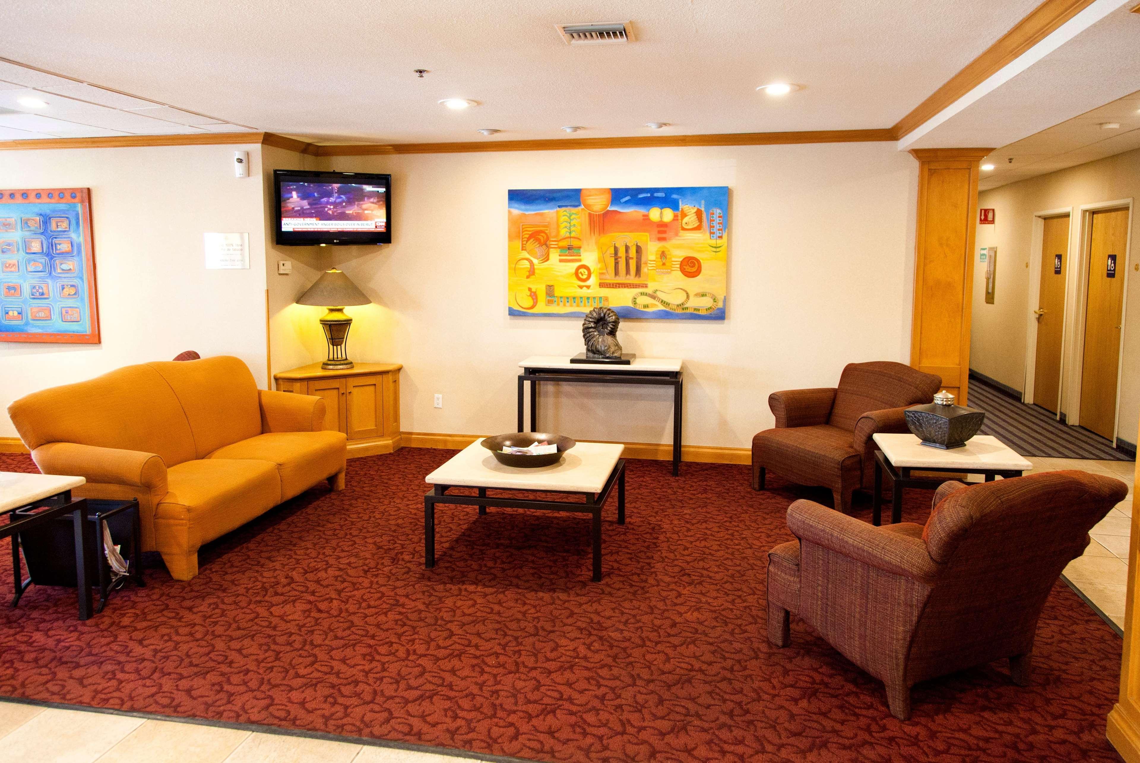 Microtel Inn & Suites by Wyndham Chihuahua Exterior foto