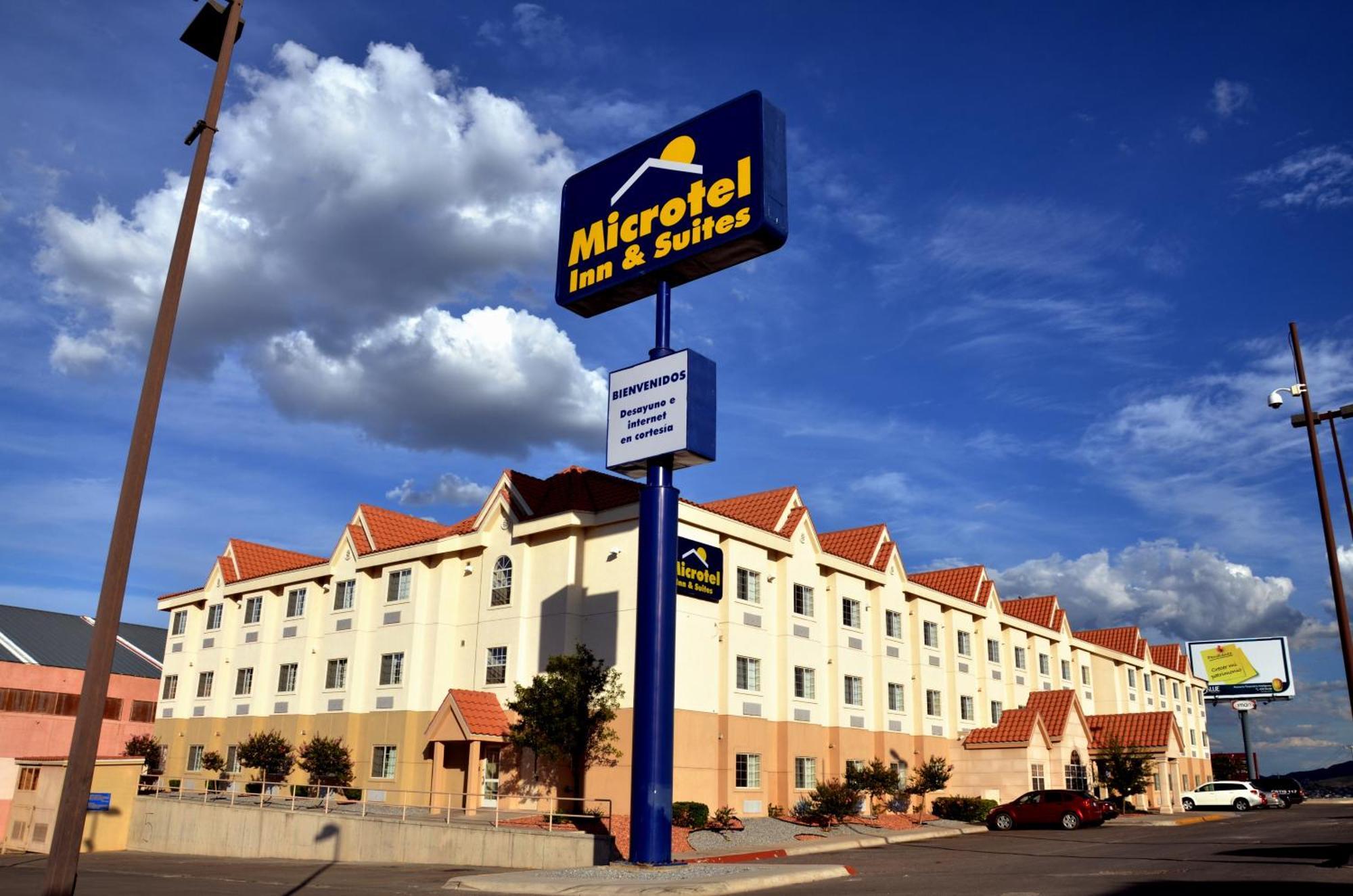 Microtel Inn & Suites by Wyndham Chihuahua Exterior foto